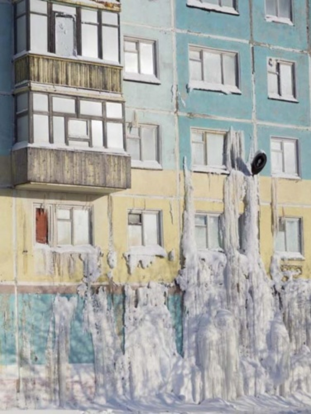 Sıcaklığın eksi 50 dereceye düştüğü Rusya'da her şey buz tuttu 19