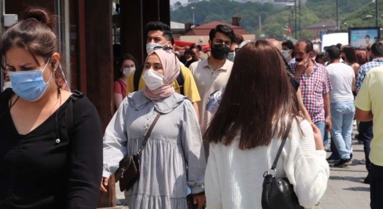 İstanbul'da kısıtlamasız ilk cumartesi 6