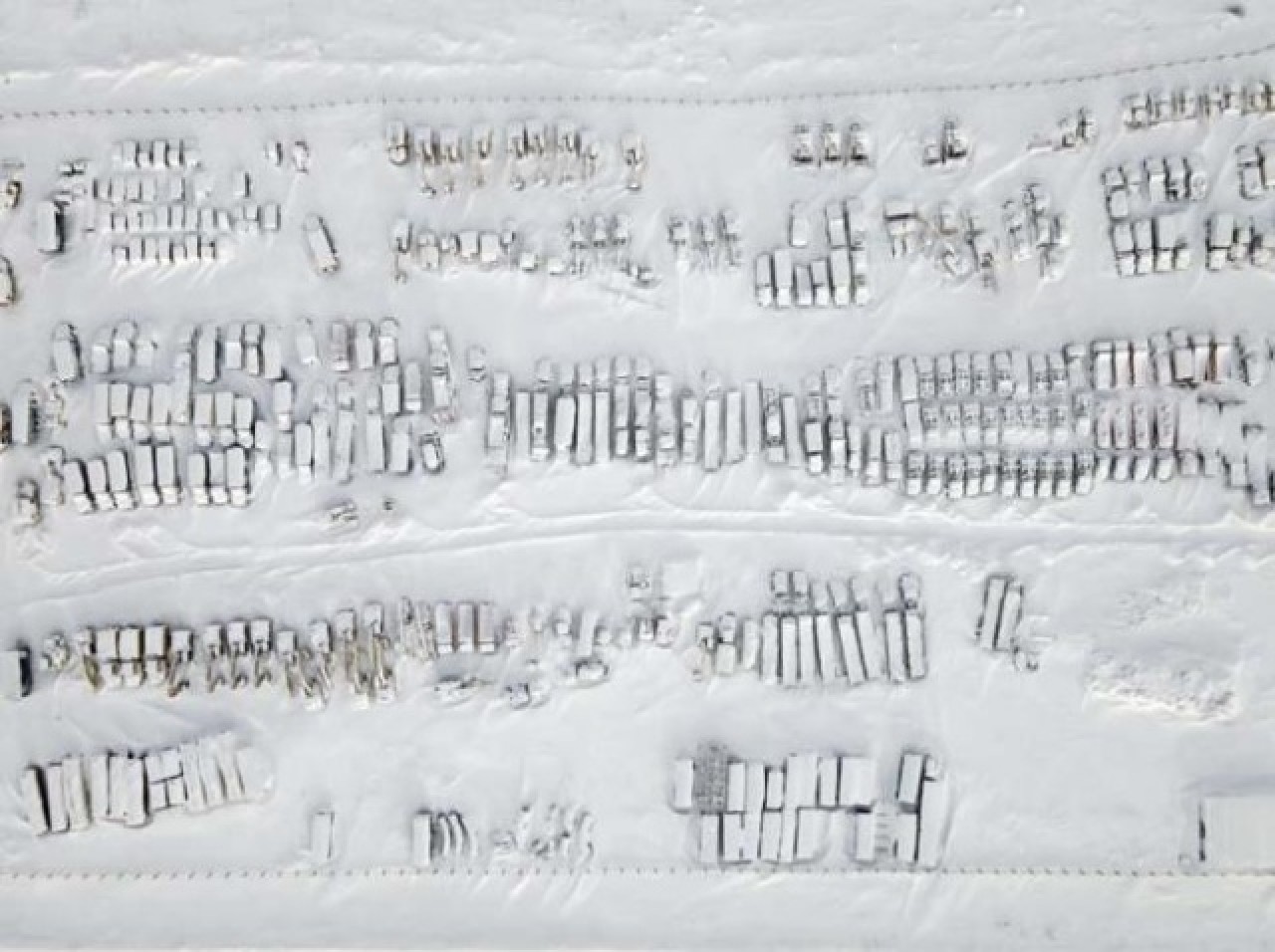 Sıcaklığın eksi 50 dereceye düştüğü Rusya'da her şey buz tuttu 16