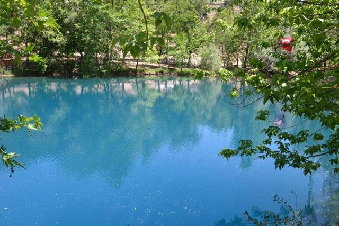 Suyunun rengi ve kaynağı bilinmiyor: Kahramanmaraş'ın gizemli cenneti Yeşilgöz 5