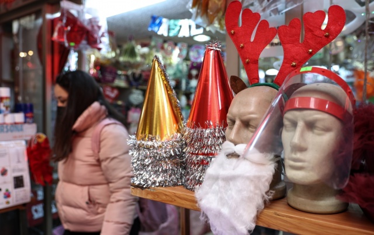 İstanbul'da yılbaşı öncesi alışveriş hareketliliği 11