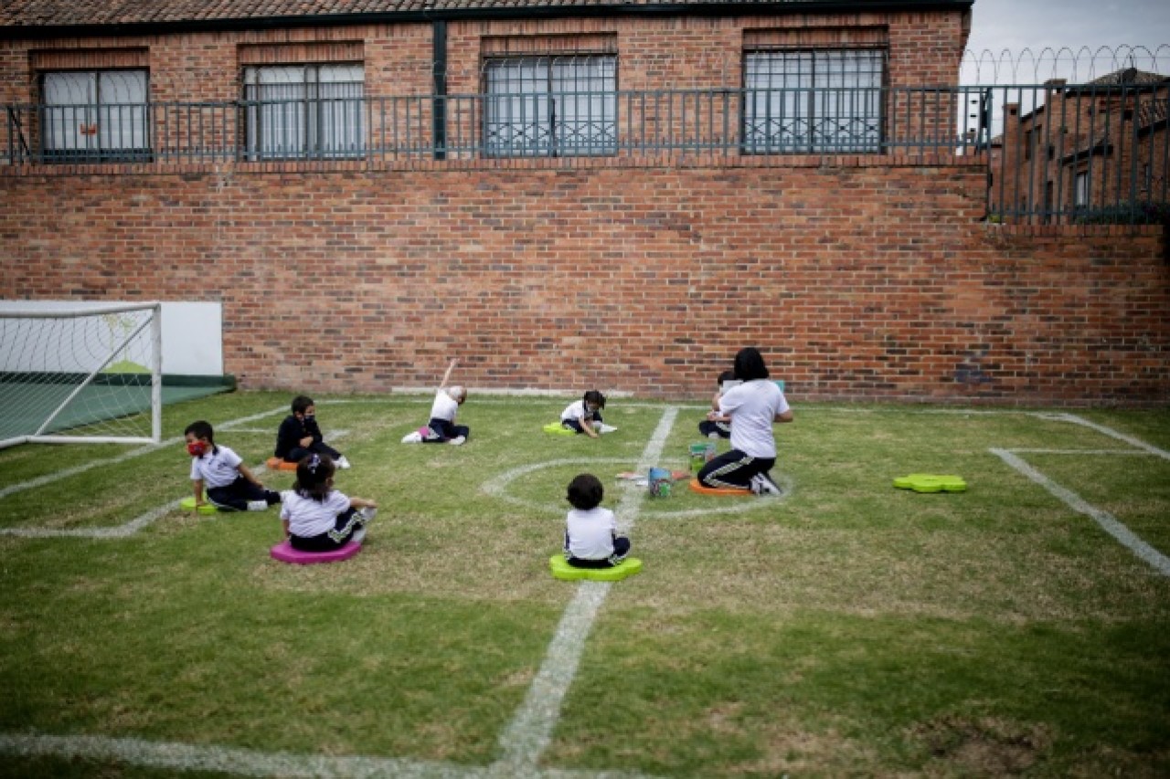 Kolombiya'da okullar yeniden açıldı 26