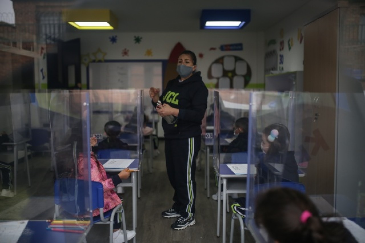 Kolombiya'da okullar yeniden açıldı 8