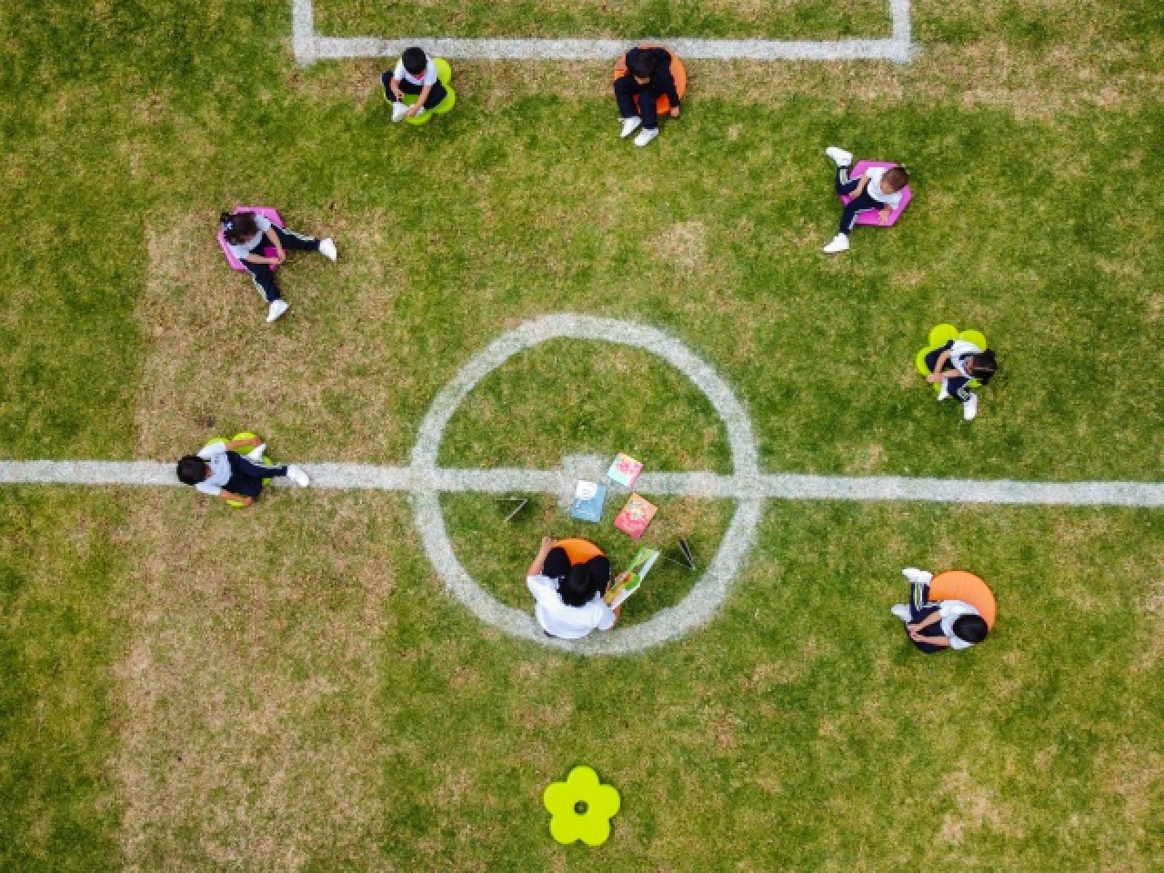 Kolombiya'da okullar yeniden açıldı 25