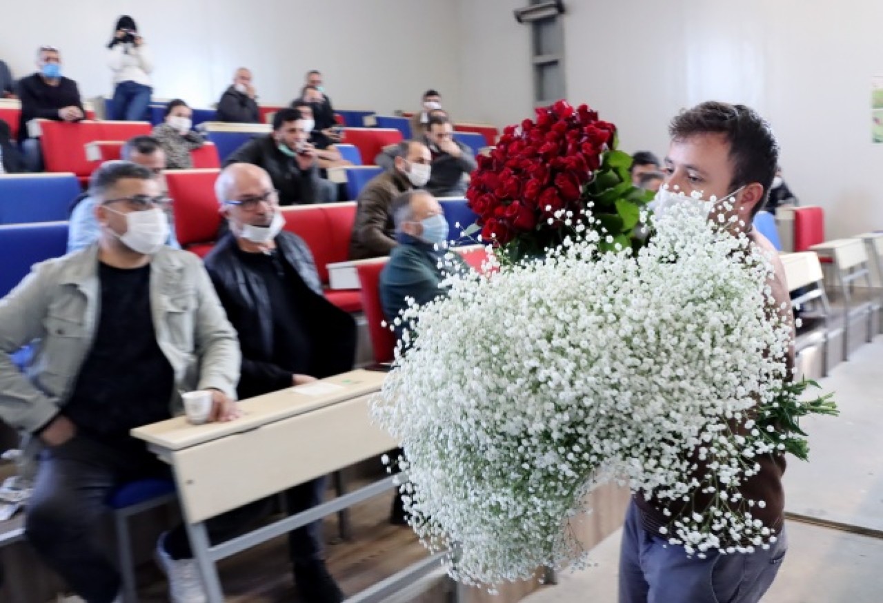 Çiçek mezatlarını "altın gün" heyecanı sardı 4