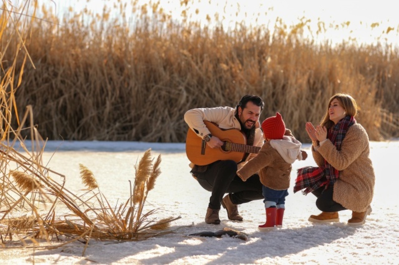 Van'da donan sazlıklar balıkçıların ve fotoğraf tutkunlarının uğrak yeri 3