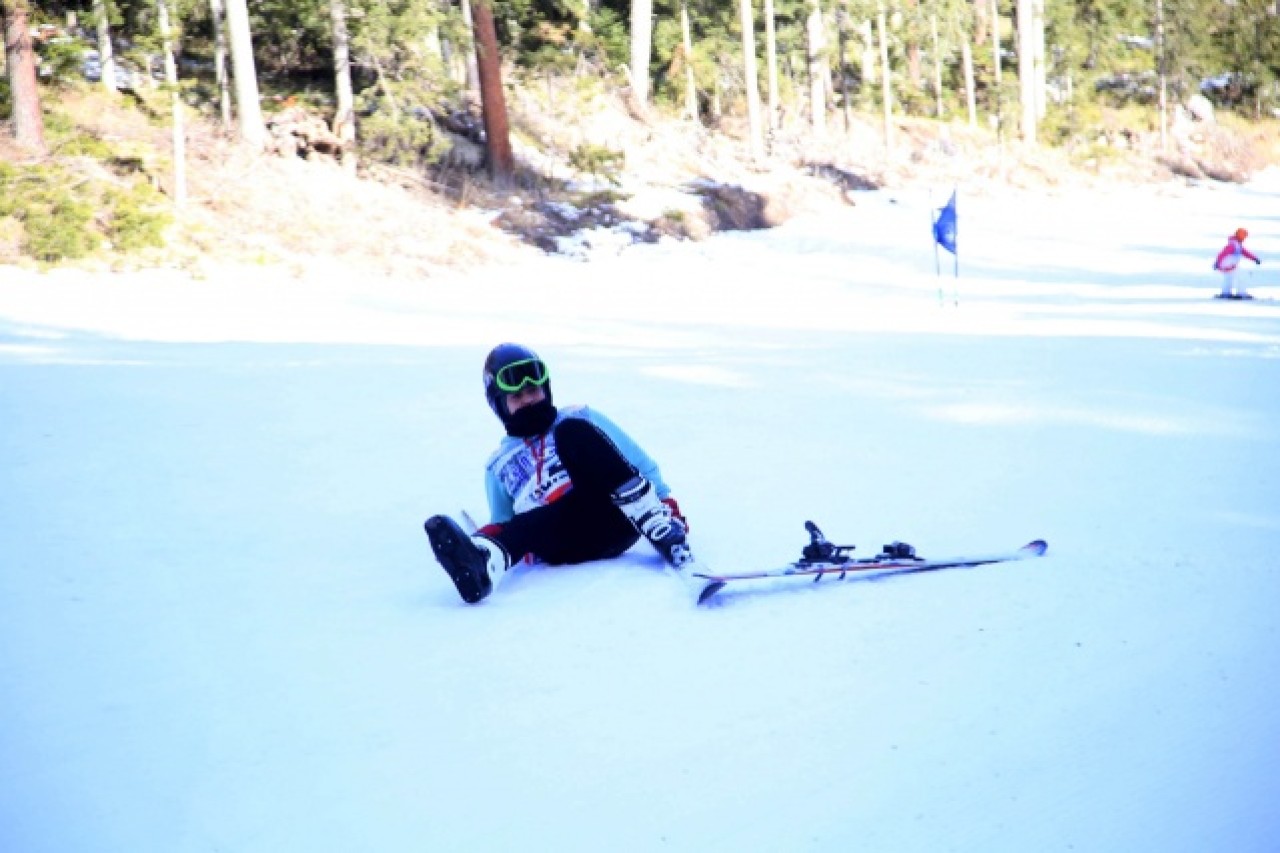 Diplomatik Kayak Yarışı,  Yıldıztepe Kayak Merkezi'nde başladı 7