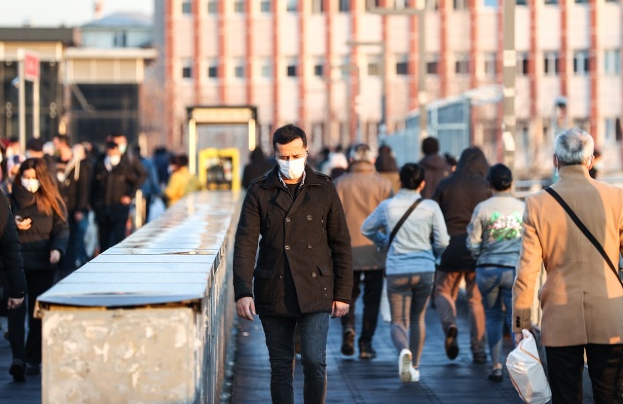 İstanbul'da hafta,  kısıtlama sonrası hareketli başladı 2