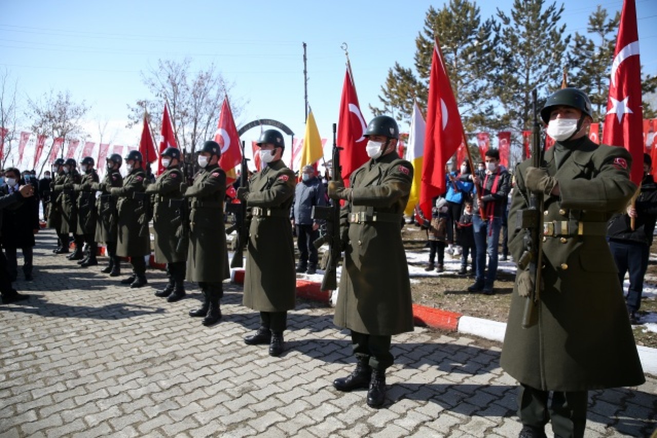 Erzurum'daki Alaca şehitleri 103. yılında törenle anıldı 12