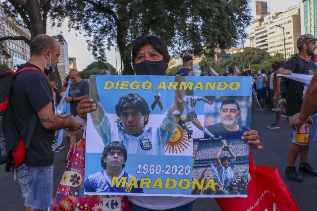 "Maradona'nın öldürüldüğü" iddiasıyla gösteri düzenlendi 26