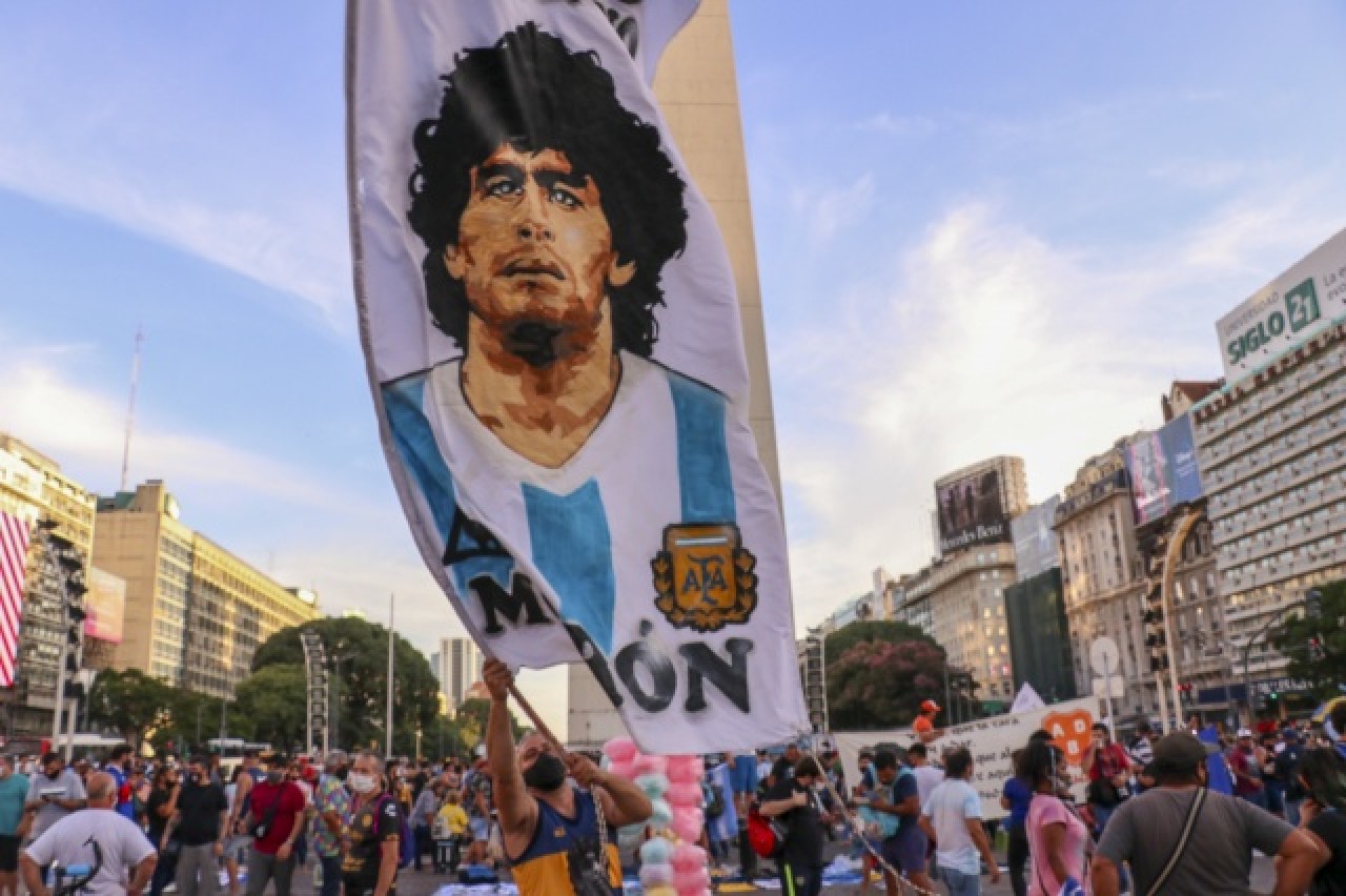 "Maradona'nın öldürüldüğü" iddiasıyla gösteri düzenlendi 11