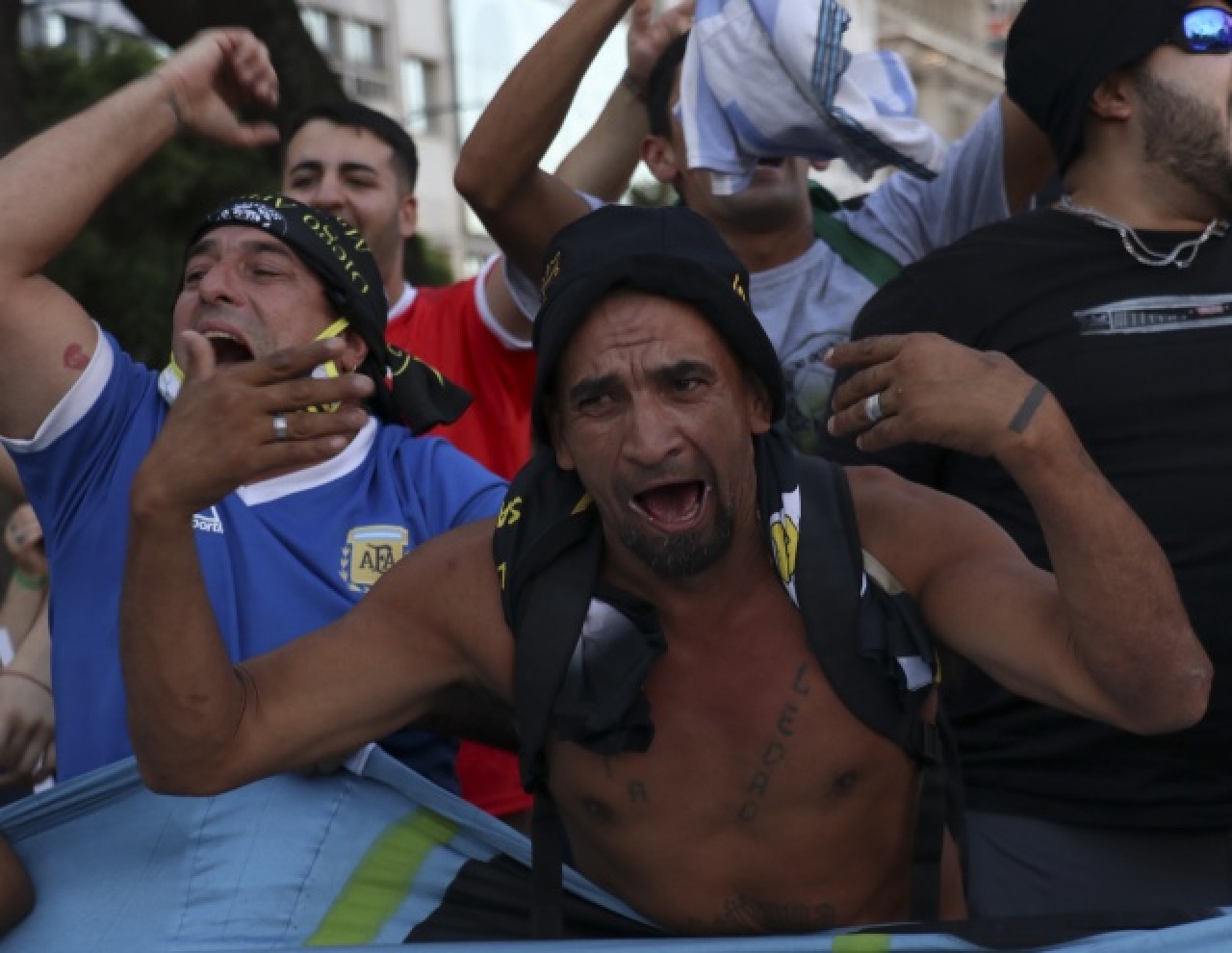 "Maradona'nın öldürüldüğü" iddiasıyla gösteri düzenlendi 7