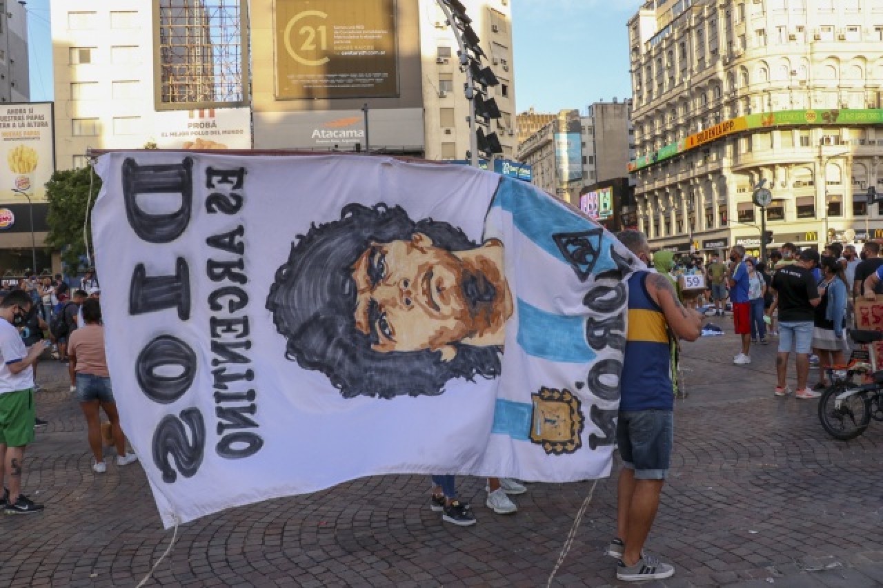 "Maradona'nın öldürüldüğü" iddiasıyla gösteri düzenlendi 21