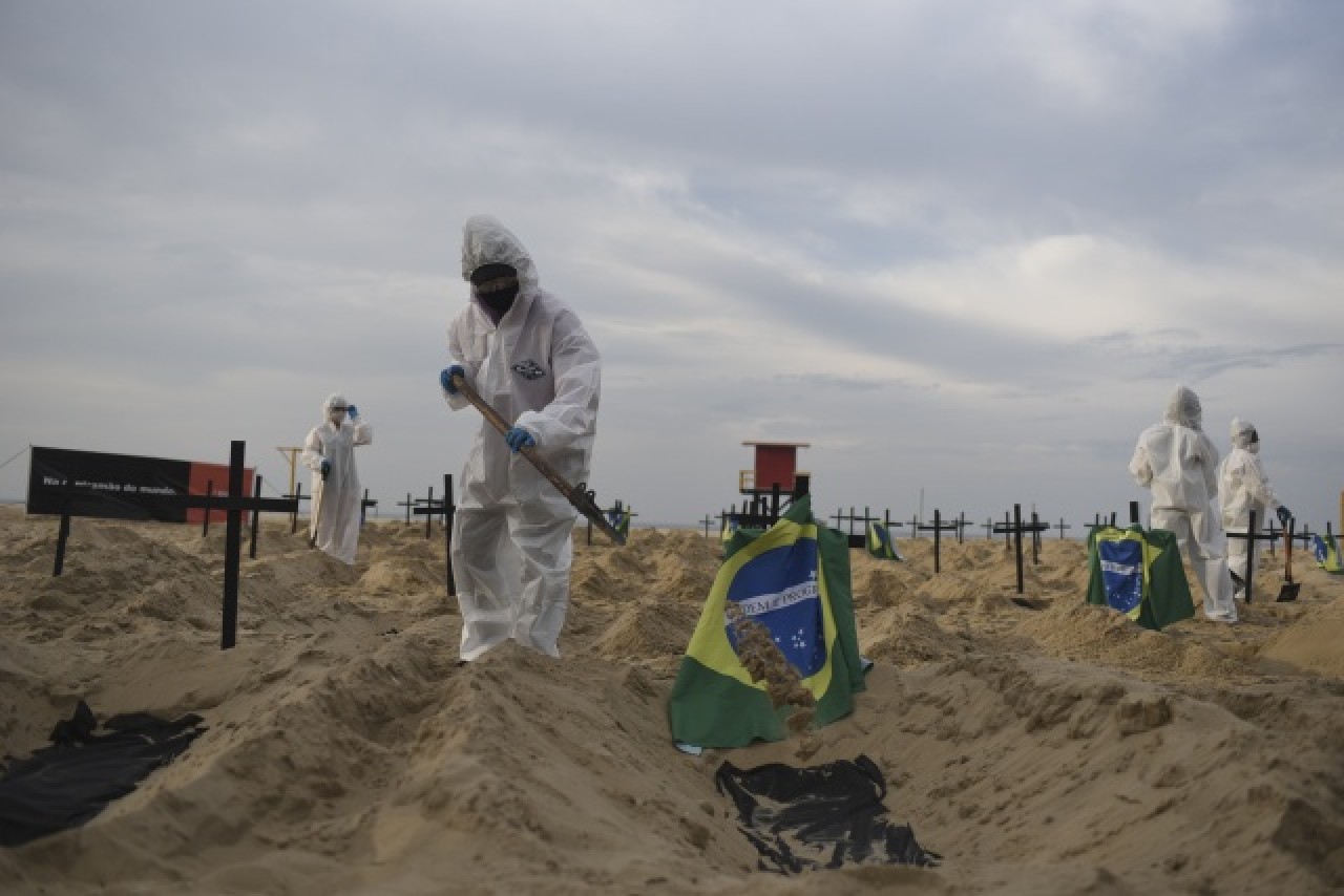 Kovid-19,  "küresel salgın" ilanının yıl dönümü 20