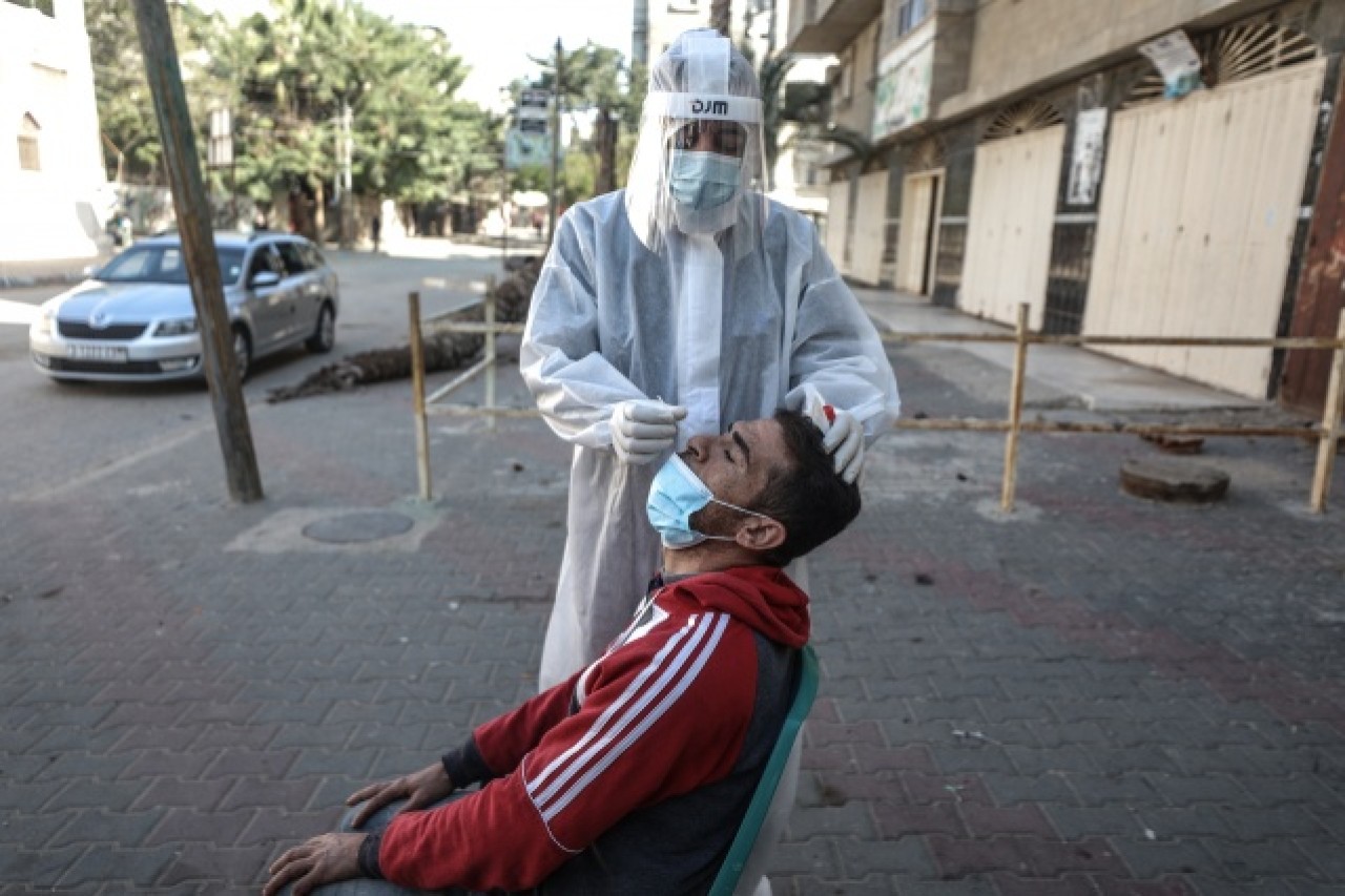 Kovid-19,  "küresel salgın" ilanının yıl dönümü 41