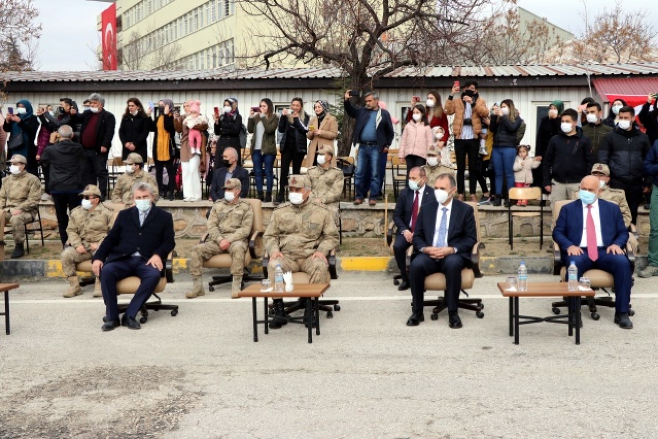 Afrin'de görev yapan komando birliği Elazığ'a döndü 11