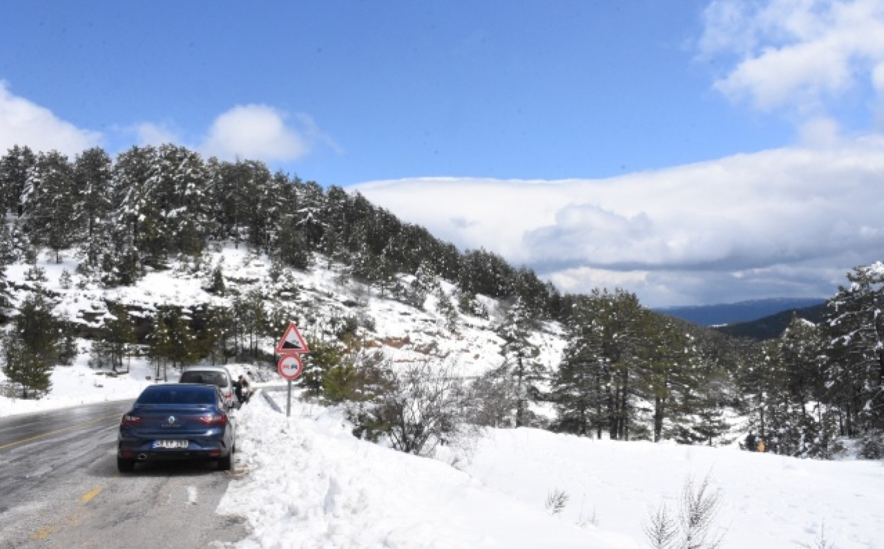 Muğla'nın yüksek kesimlerine kar yağdı 10