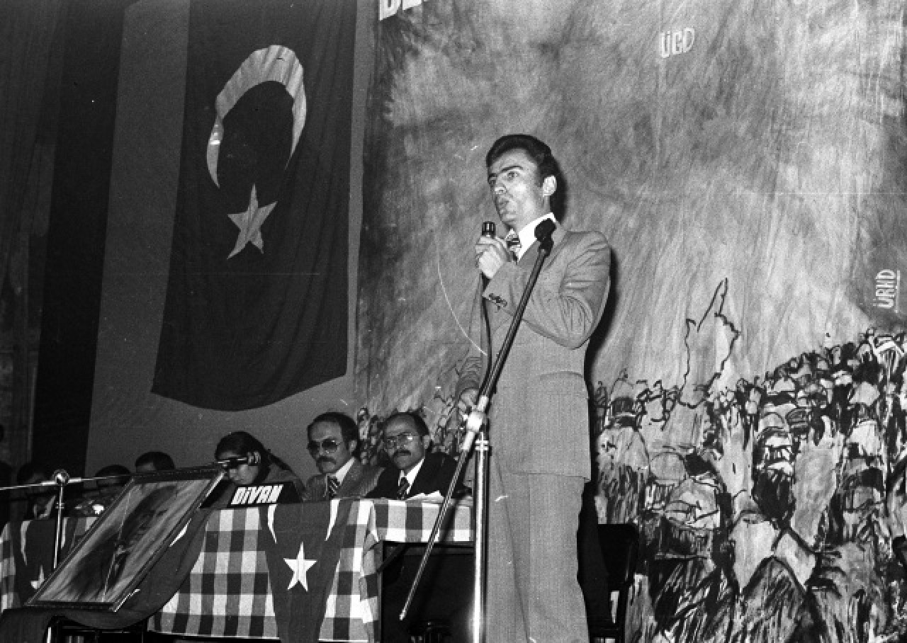 "Ey sonsuzluğun sahibi,  sana ulaşmak istiyorum" 21