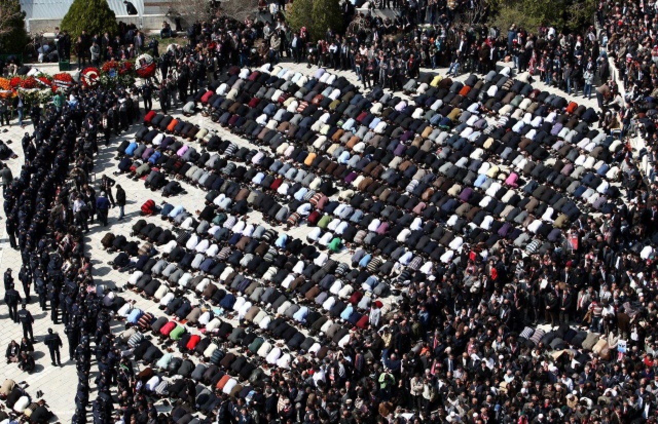 "Ey sonsuzluğun sahibi,  sana ulaşmak istiyorum" 14