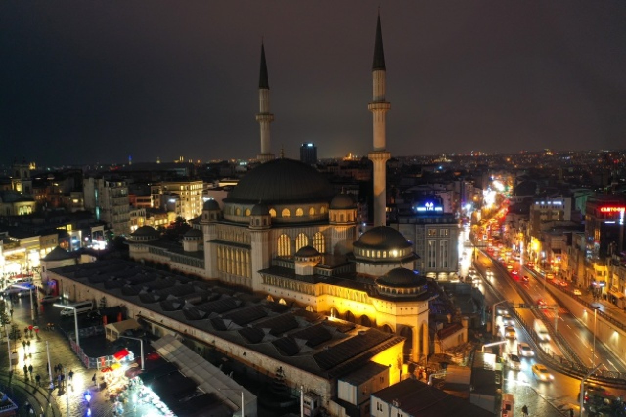 Taksim Cami Ramazan'da açılacak 4