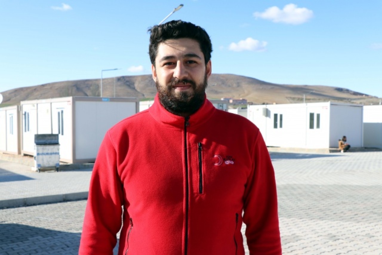 Depremzede çocukların hayallerini Kızılay gönüllüleri gerçekleştiriyor 5