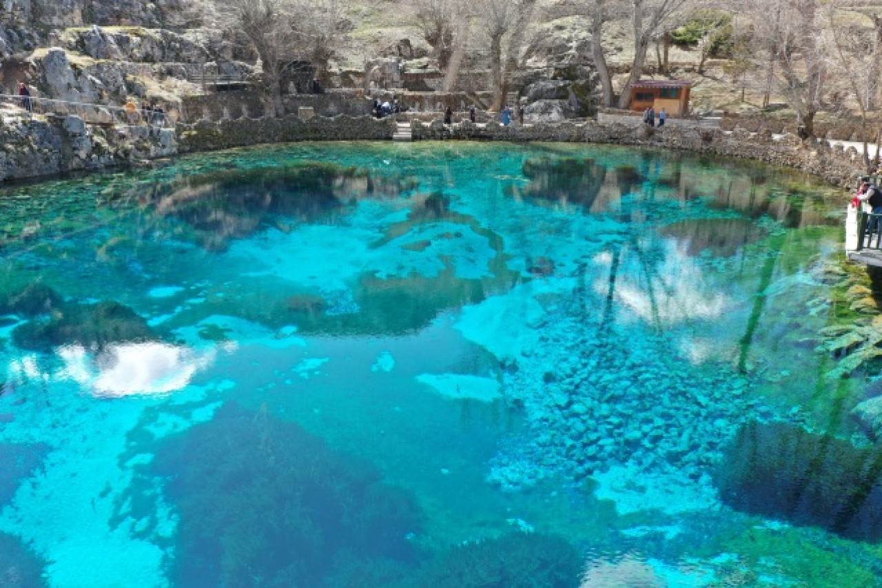 Sivas'ın "doğal akvaryumu" Gökpınar Gölü her mevsim ziyaretçilerini ağırlıyor 17