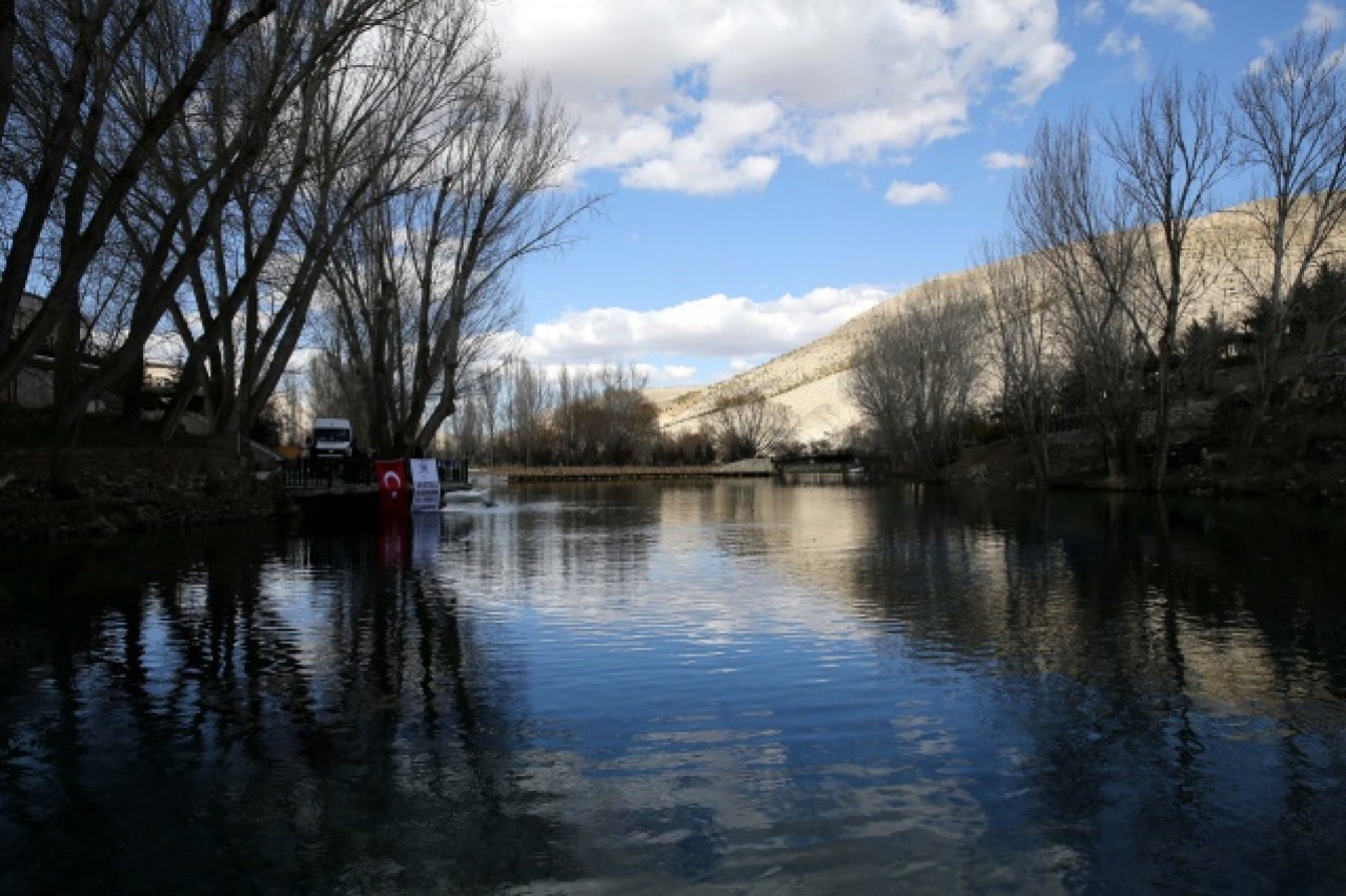 Sivas'ın "doğal akvaryumu" Gökpınar Gölü her mevsim ziyaretçilerini ağırlıyor 8