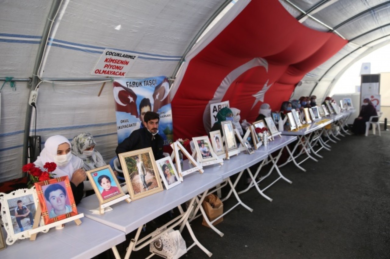 Diyarbakır anneleri evlatlarına "teslim ol" çağrısında bulundu 10