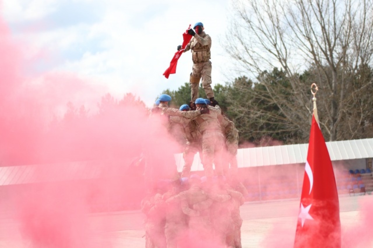 İçişleri Bakanı Soylu: Jandarmamız şiddet mağduru kadınlarımızı da korur,  Afganistan'da Libya'da da görev yapar 5