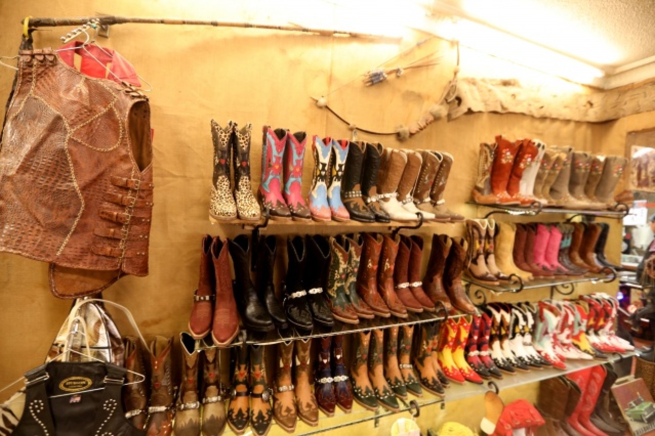 Beyoğlu'ndan Hollywood'a el yapımı kovboy çizmesi 11