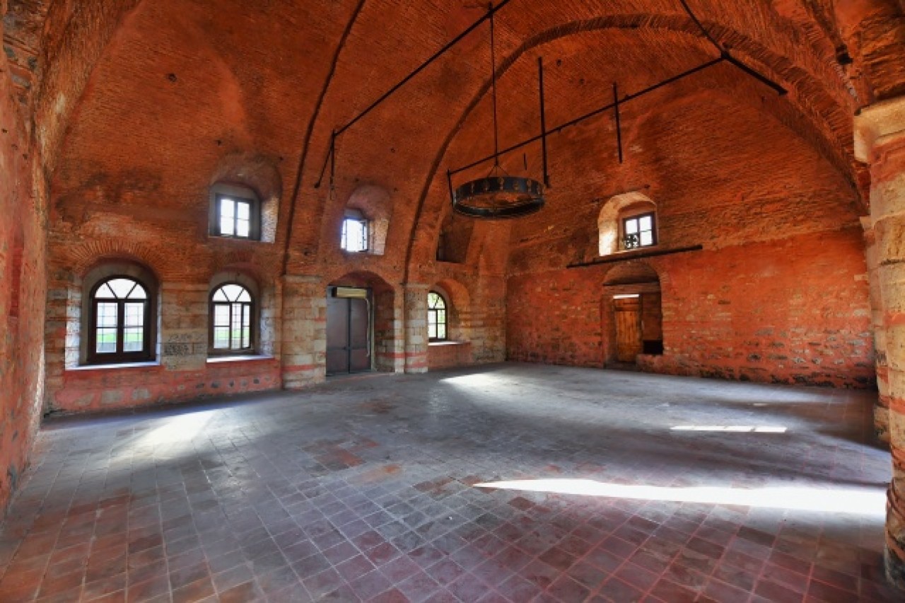 Tarihi Esgher Sinagogu restore edilerek kütüphane oluyor 6