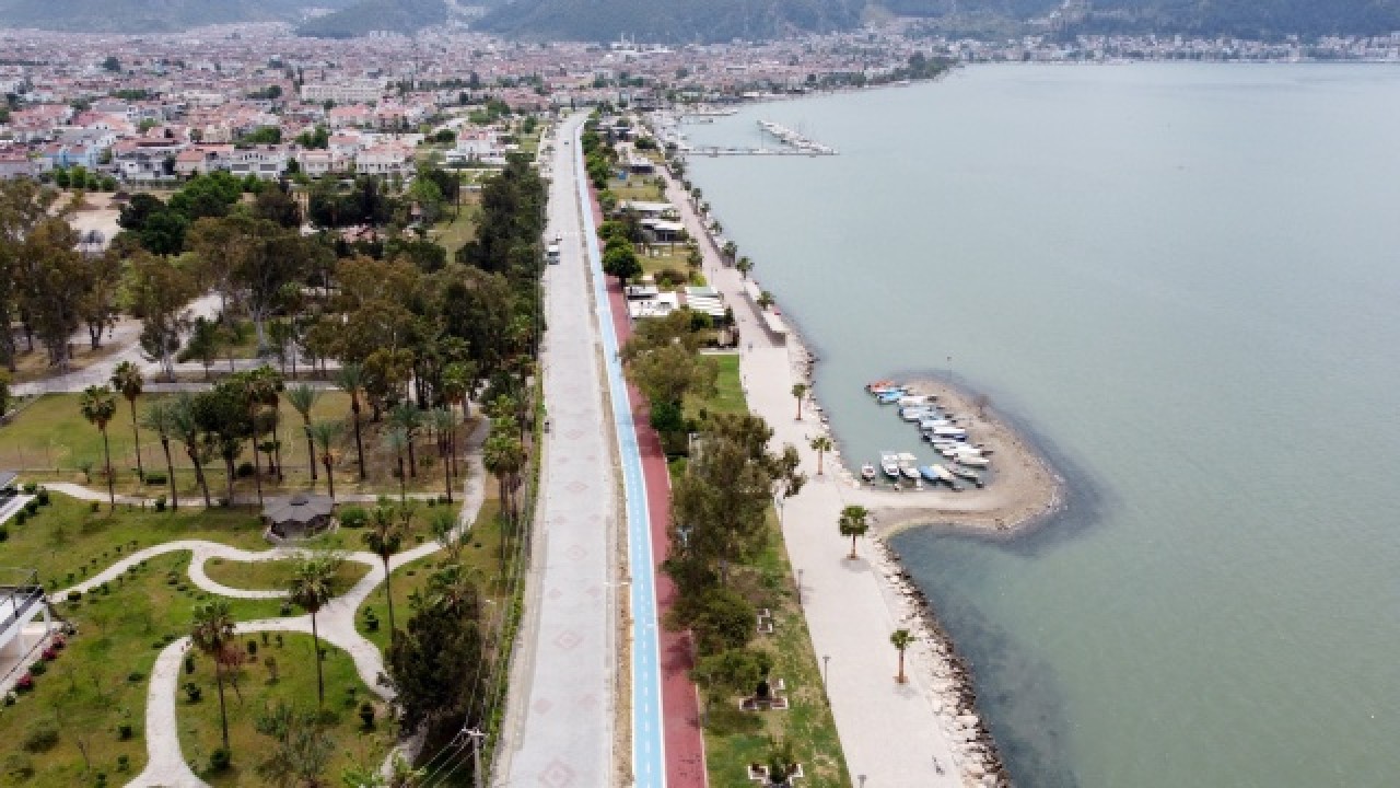 Turizm merkezlerinde "tam kapanma"nın ikinci gününde sessizlik hakim oldu 2