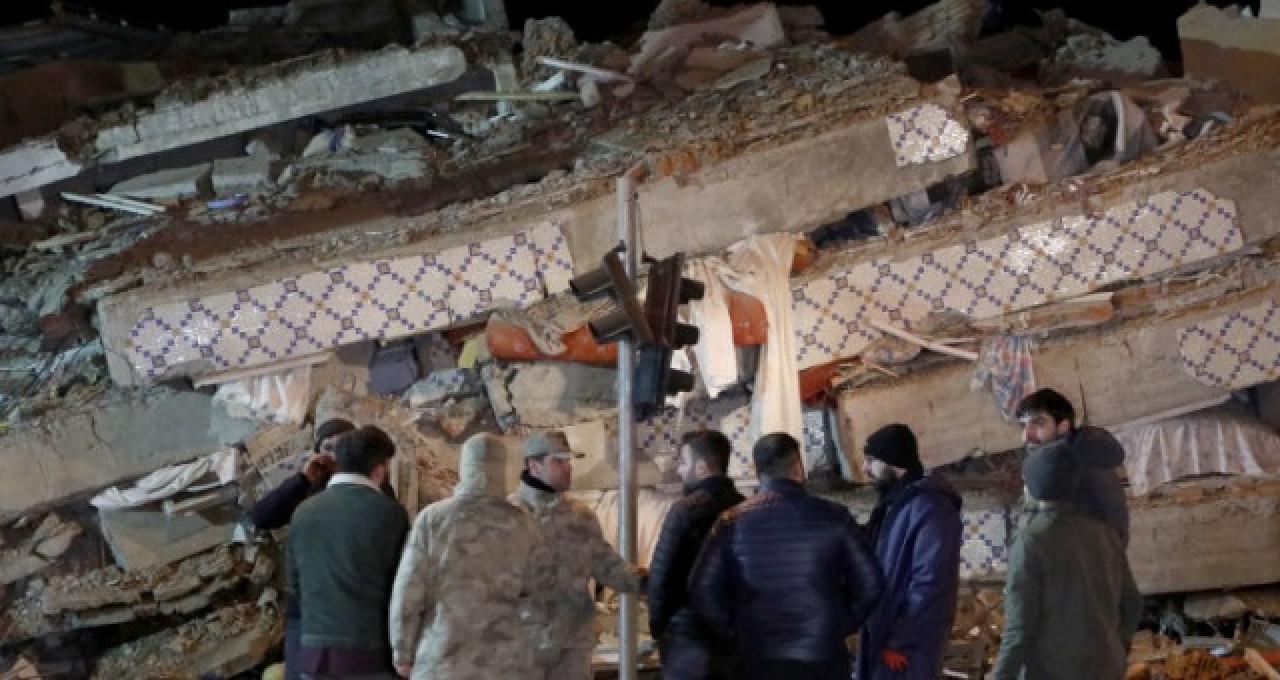 Elazığ Deprem'inde Çevrimtaş Köyü Tamamen Yıkıldı! 2