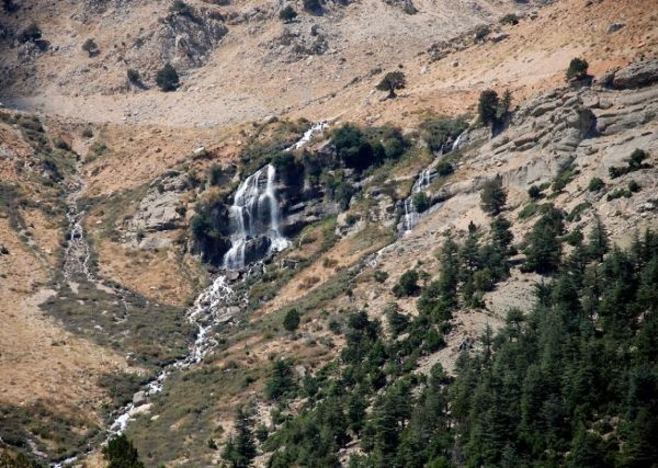 Akdağ'dan fışkıran güzellik: Uçarsu Şelalesi 4