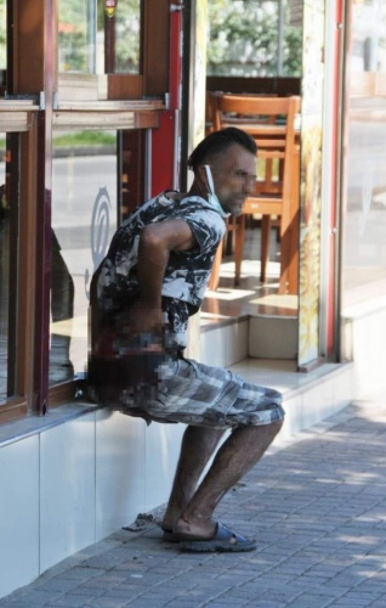 Sırtındaki bıçakla,  Almanya’daki ablasıyla görüntülü görüştü 3