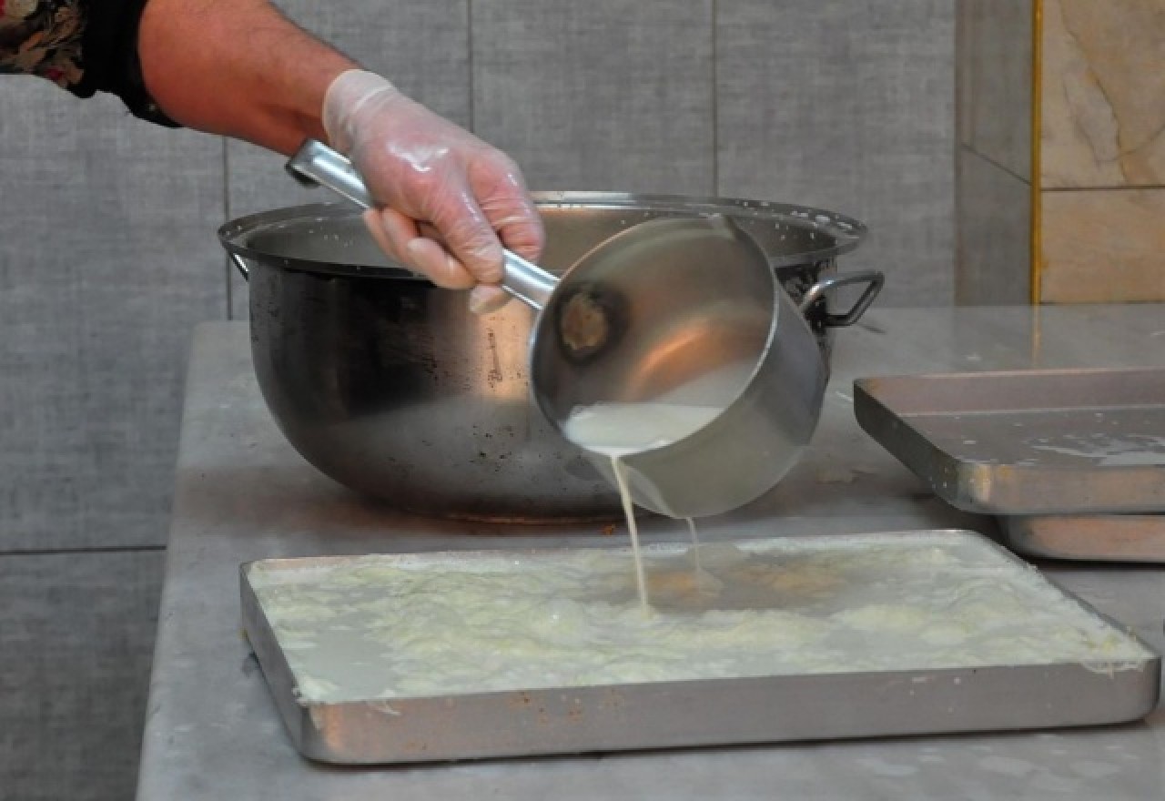 Güllaç ustalarının ramazanda yoğun mesaisi 4