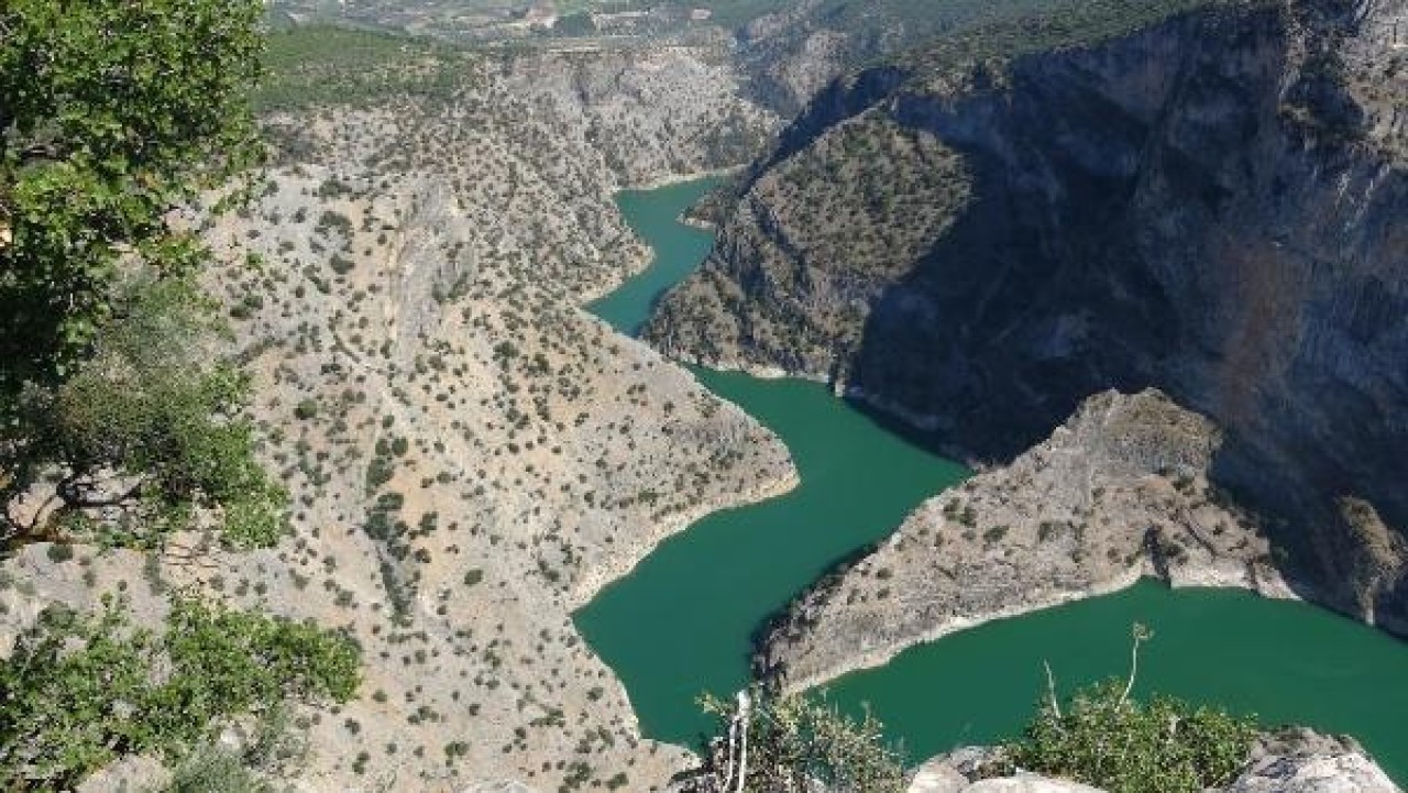 Arapapıştı Kanyonu hayran bırakıyor 1