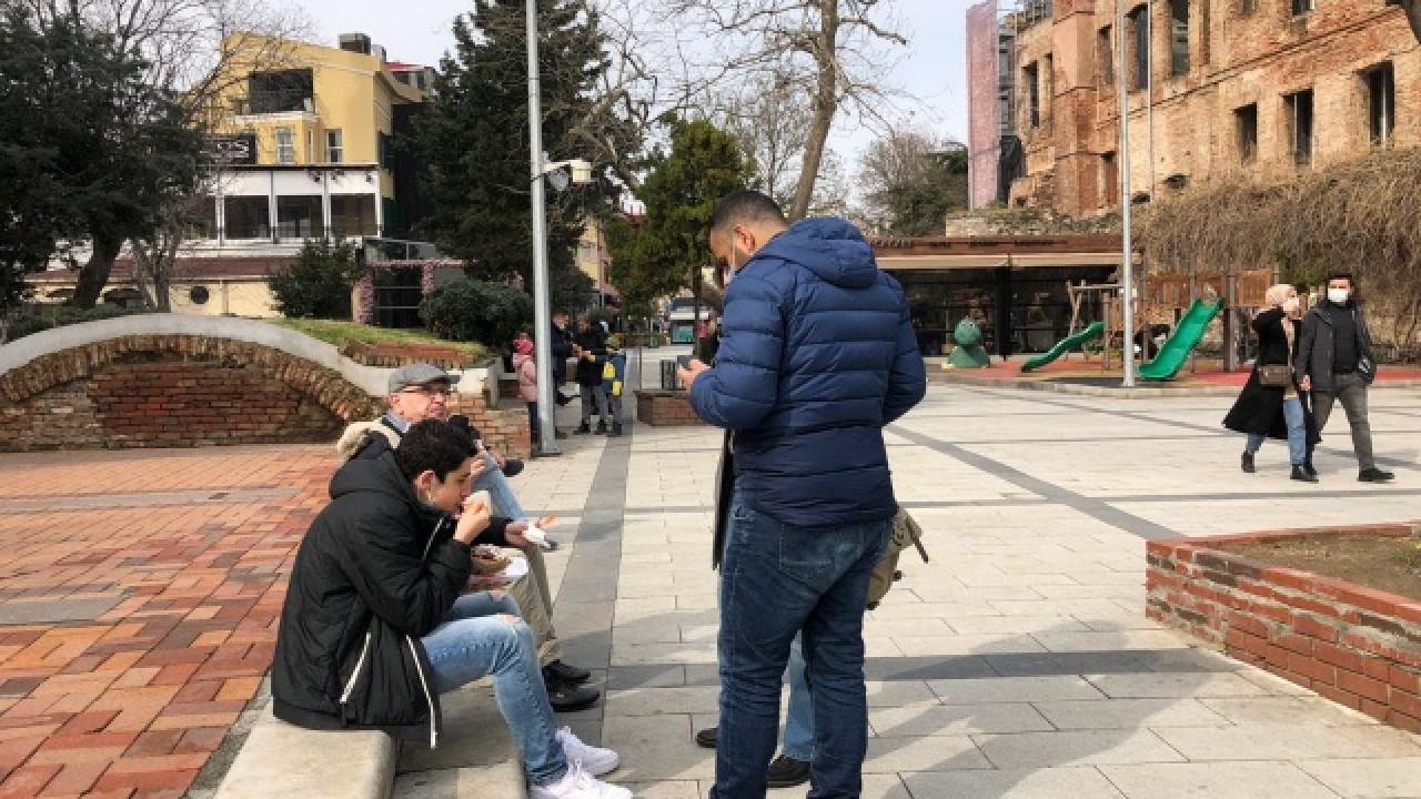 Ortaköy Sahili'ndeki yoğunluk dikkat çekti 8