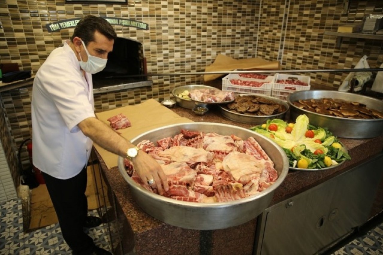 Malatya'nın tescilli lezzeti kağıt kebabı iftar sofralarında 8