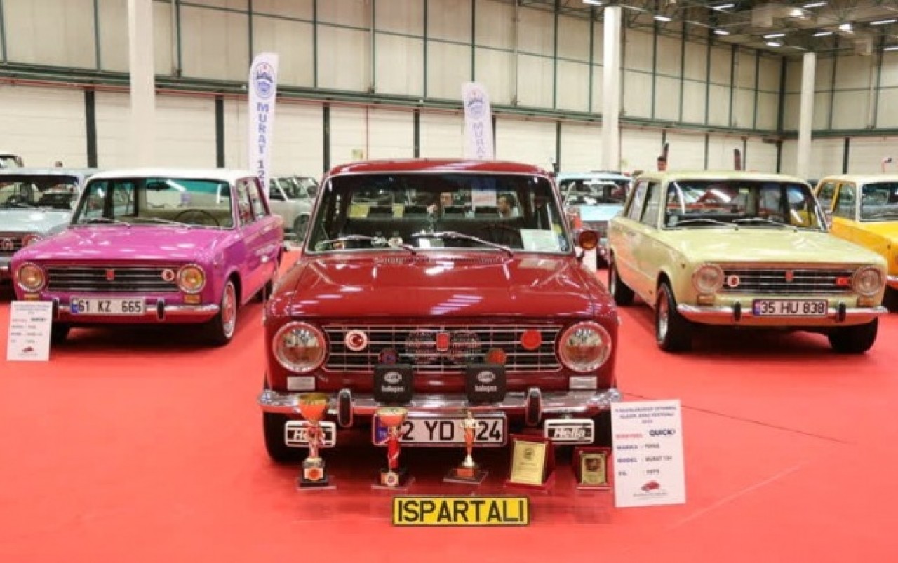 En değerli ve en eski klasik araçlar görücüye çıktı 16