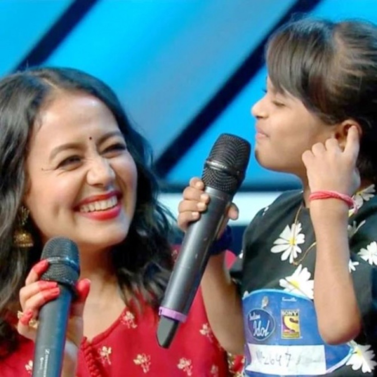 19 yaşında olmasına rağmen hastalığı sebebiyle küçük bir kız çocuğu gibi görünen Aboli Jarit,  görenleri şaşırtıyor 9