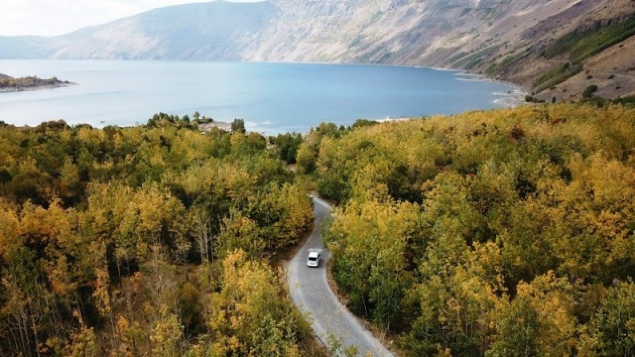 Nemrut Krater Gölü'nden sonbahar manzaraları 5