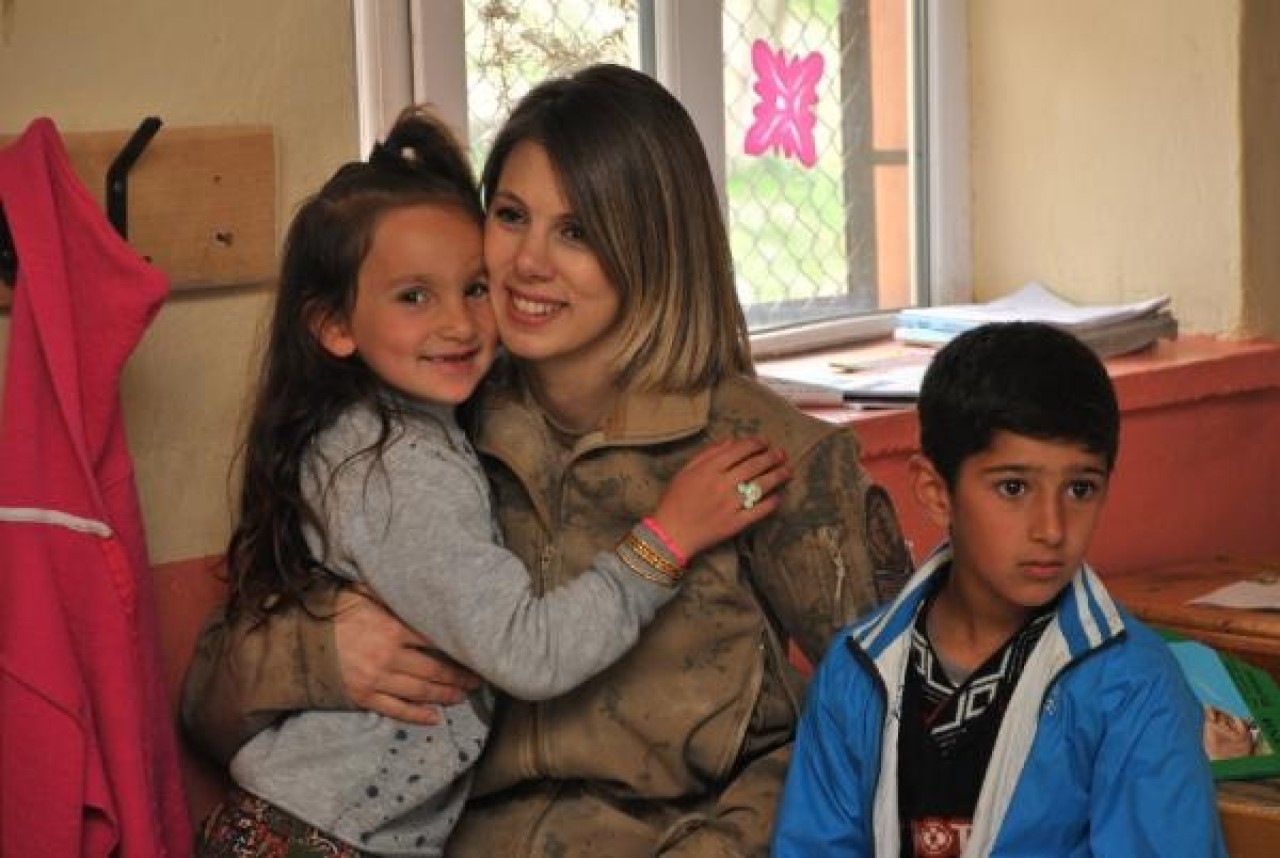 Kadın komutanlar çocukları ziyaret etti 1