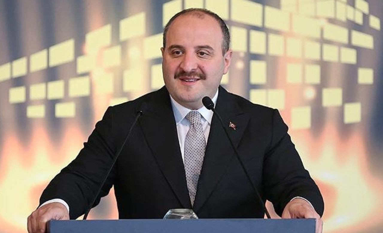 Bakan Varank: Türk gemisiyle sefer için çalışılmalı