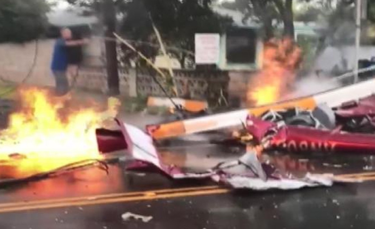 Helikopter düştü: 3 kişi hayatını kaybetti