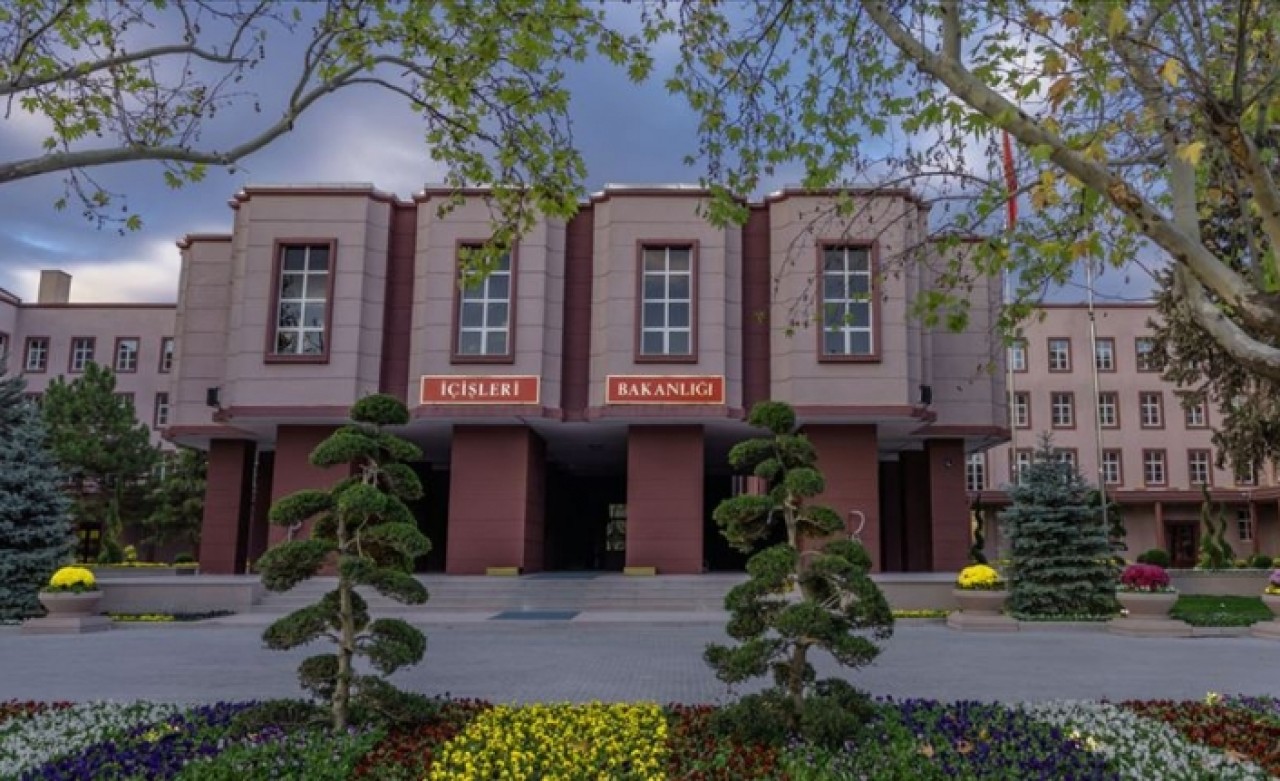 100 bin polise İstanbul'da oy kullandırılacağı iddiasına ilişkin açıklama