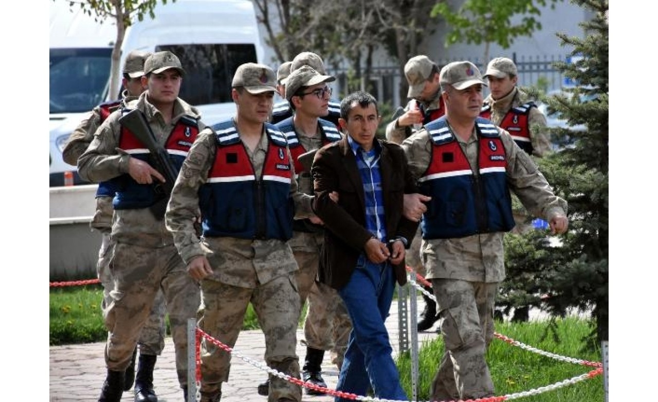 2 kişiyi öldüren eski muhtar adliyeye sevk edildi