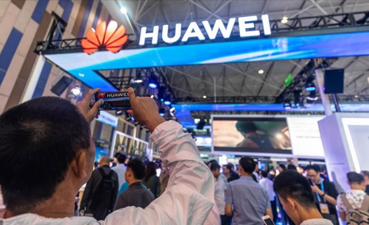 Huawei ambargosu satıştaki telefonları kapsamıyor