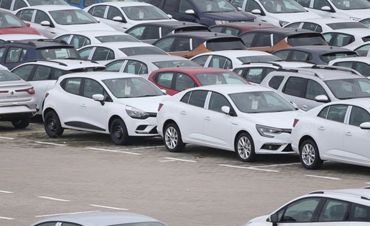 Açık renkli araçlar koyulara göre daha az yakıt tüketiyor