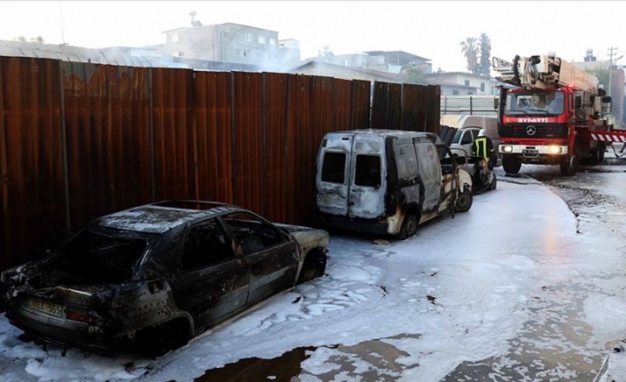 Geri dönüşüm fabrikasında yangın!